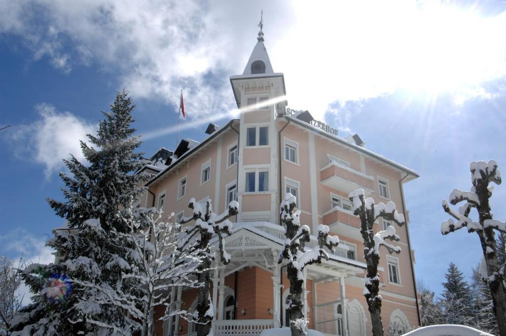 Romantik Hotel Schweizerhof Flims Exterior foto